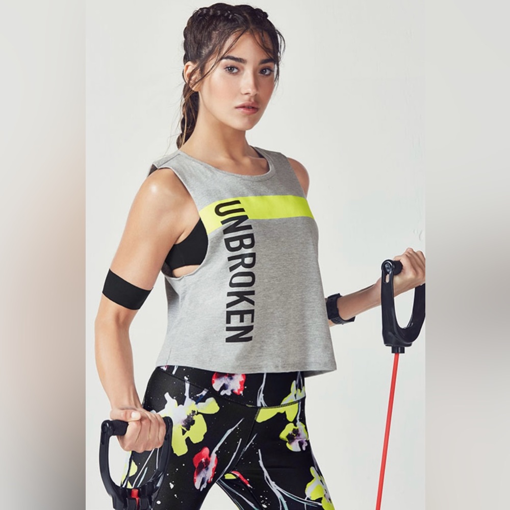 Fabletics Bobbie Unbroken Print Tee Medium
